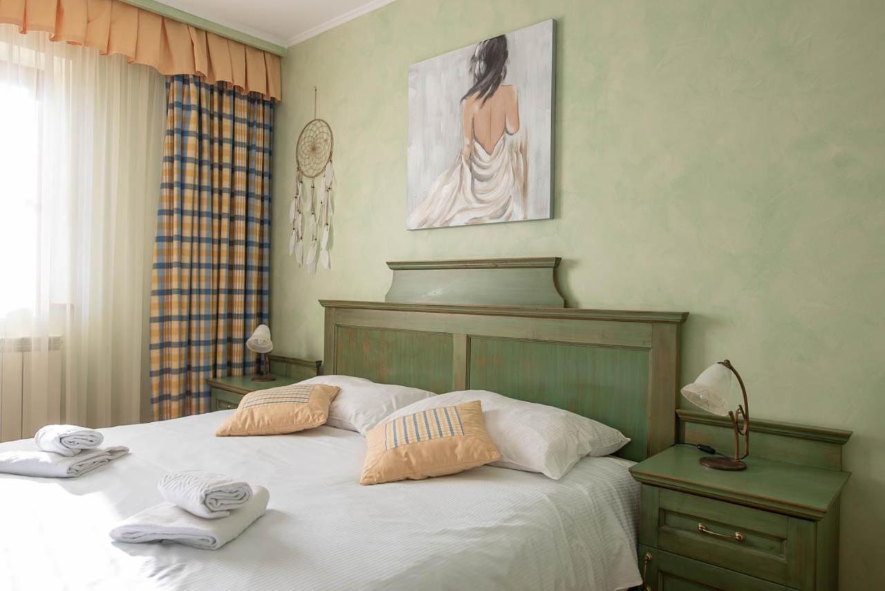 Domacija Pri Damjanu Hotel Kozina Eksteriør billede